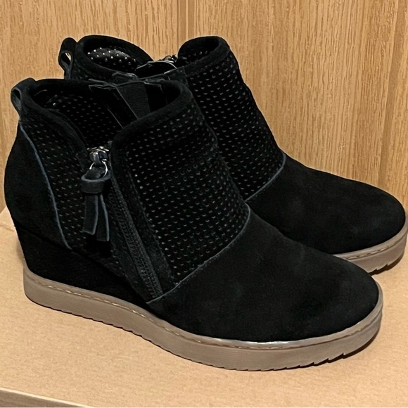 Sofft Bellview Wedge Boot (Women) - Black - Picture 5 of 15